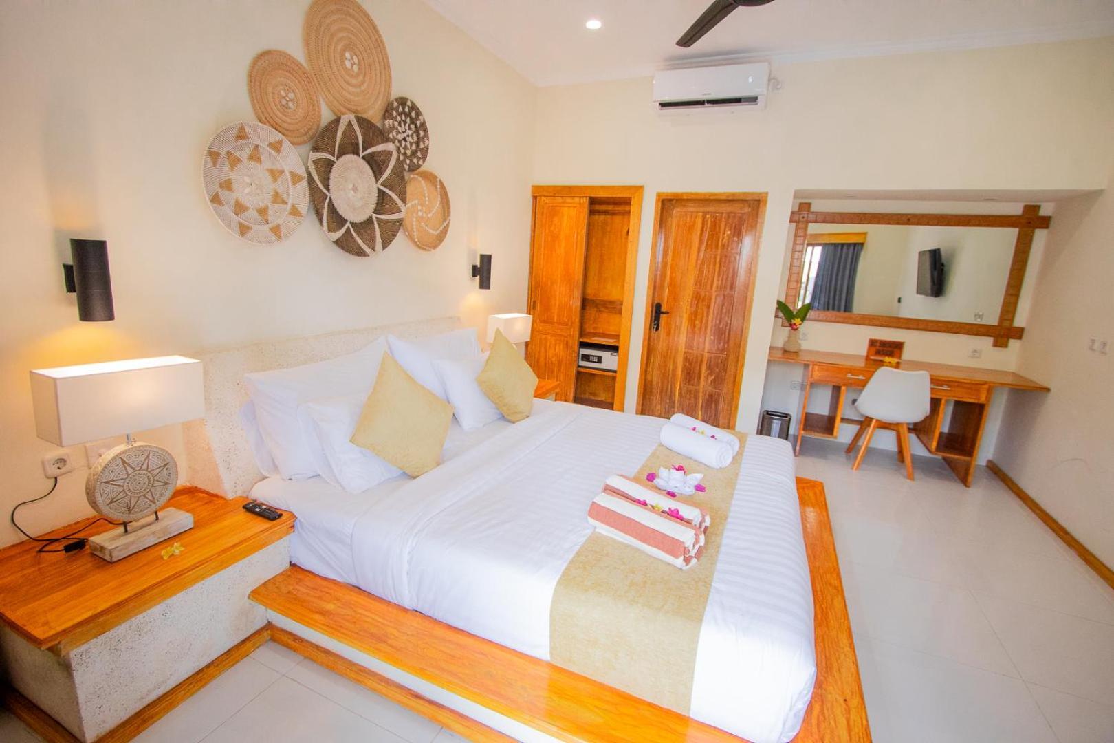 Tanis Village - Luxury Villas Gili Air Exterior photo