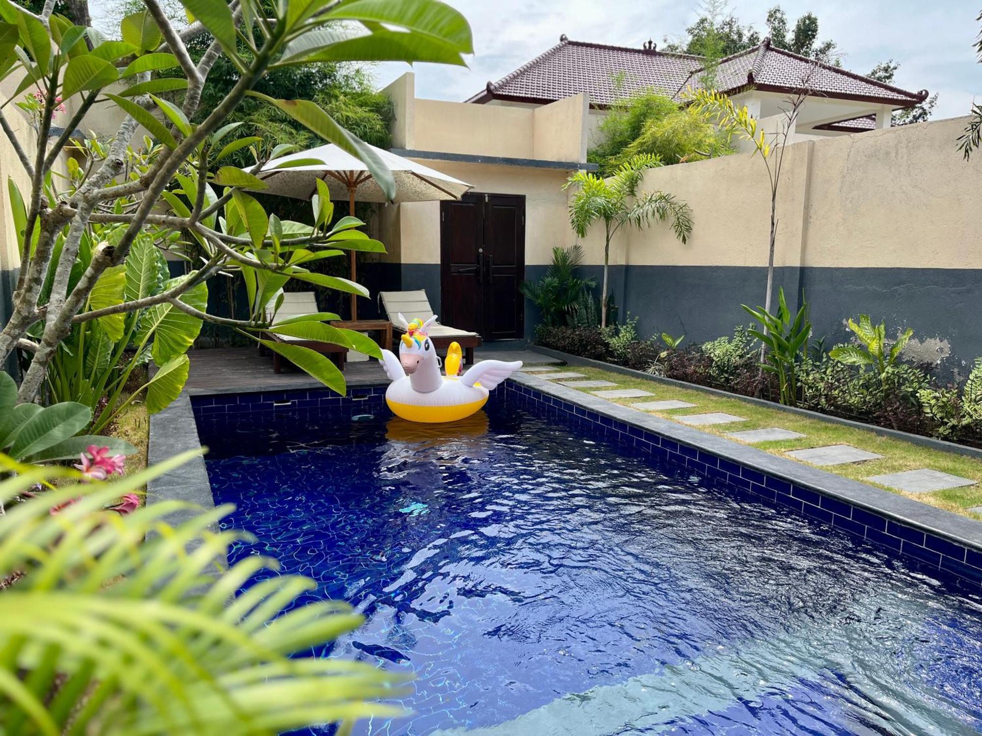 Tanis Village - Luxury Villas Gili Air Exterior photo